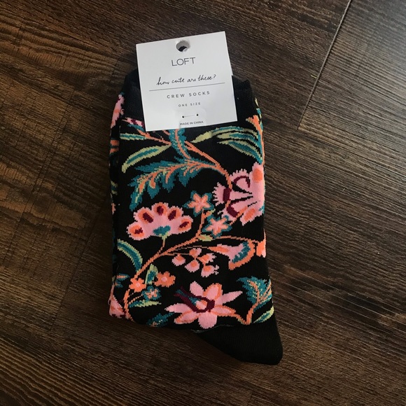 LOFT Floral Crew Socks - Picture 2 of 4
